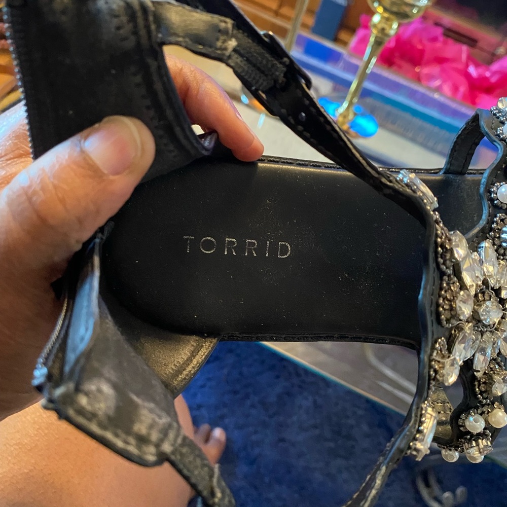 Beautiful - Picture 2 of 8